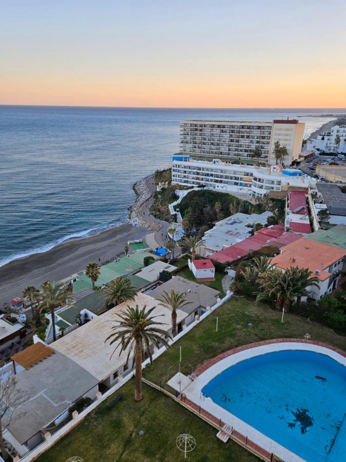 Appartamento La Roca-Mediterraneo Views, 8Th Floor-New Kitchen- Pool- Parking-Air Conditioning, Ceiling Fans & Free Wifi Torremolinos Esterno foto